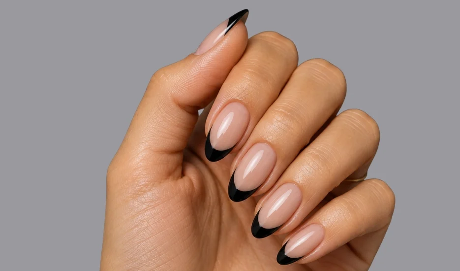Black French Tip Nail Ideas